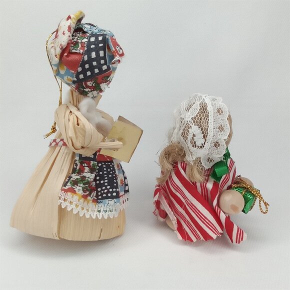 Vintage Christmas Figurine Set Of 2 Carolers Corn Husk & Wood 1980s - Picture 5 of 7